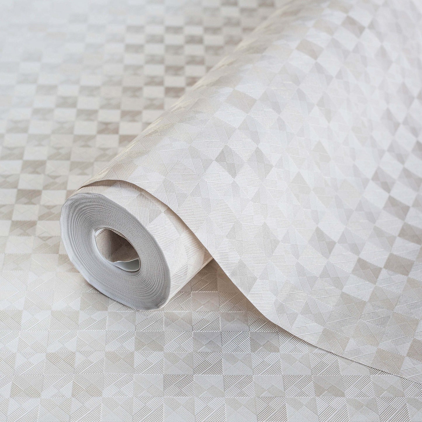 Belle Beta 1103-3 detail wallpaper by La Belle Maison