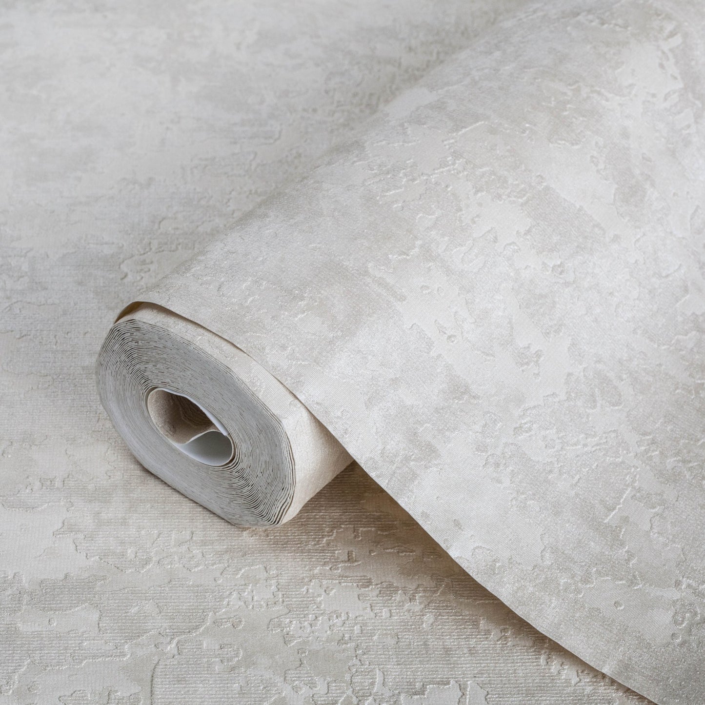Kalina Garden 5803-2 detail wallpaper by La Belle Maison