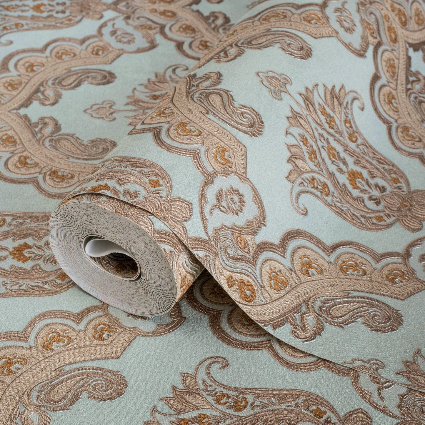 Kalina Garden 5809-3 detail wallpaper by La Belle Maison
