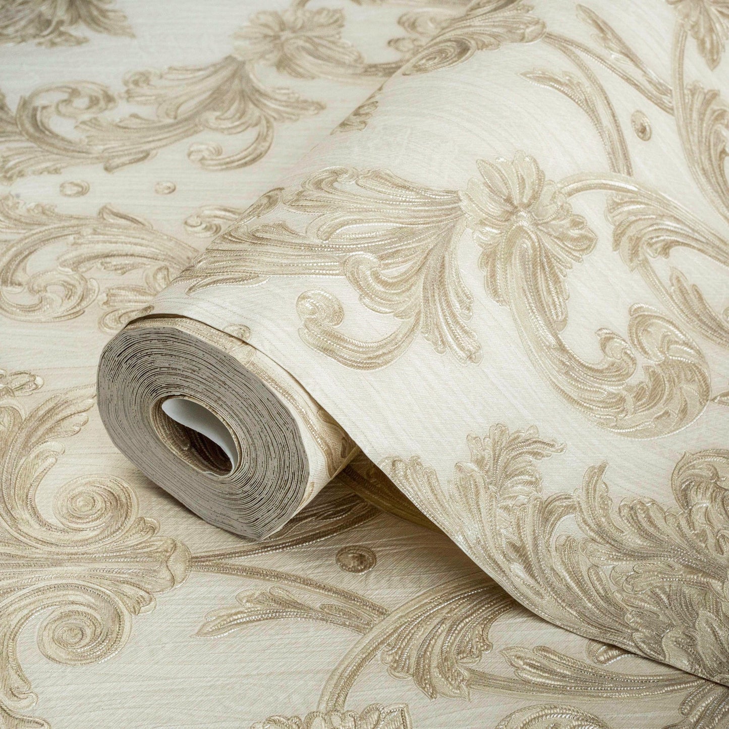 Maison Ephes 6808-1 detail wallpaper by La Belle Maison
