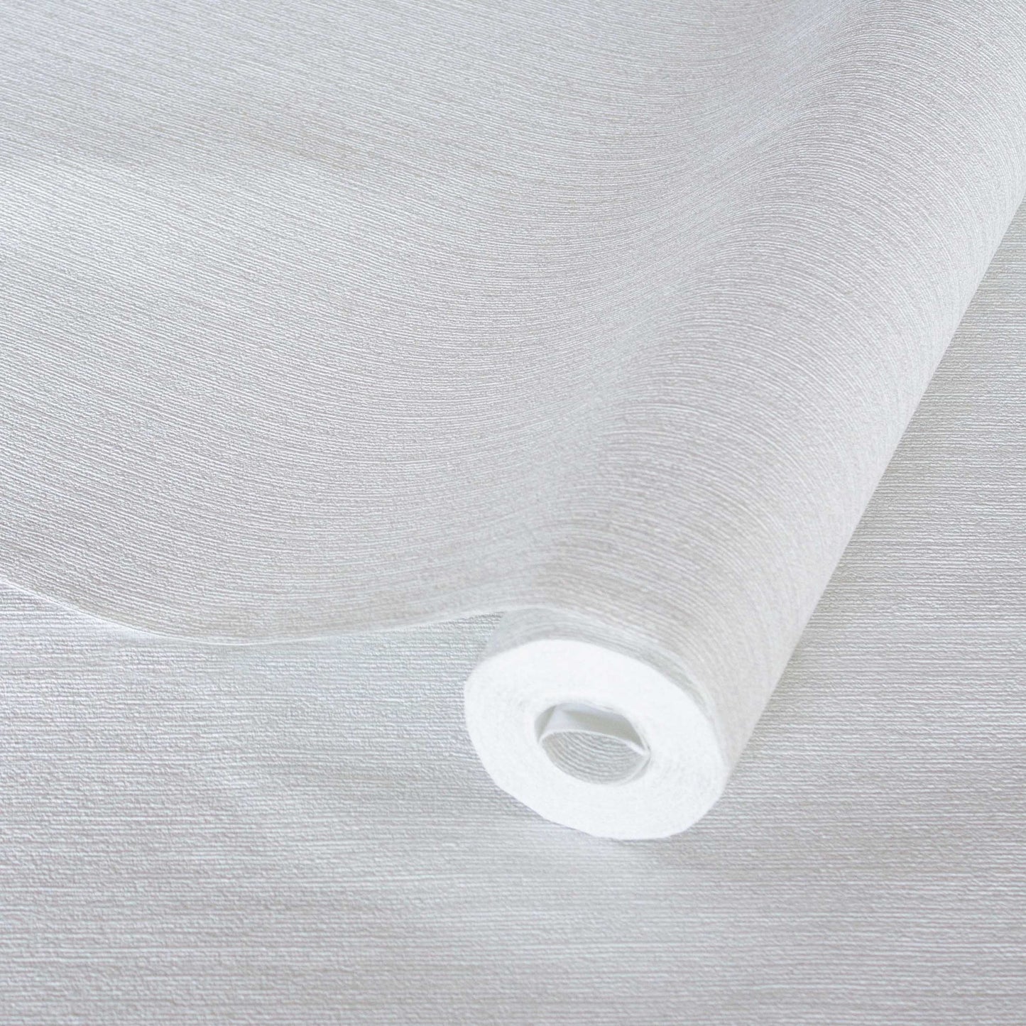 Rococo Maison 1302-1 detail wallpaper by La Belle Maison