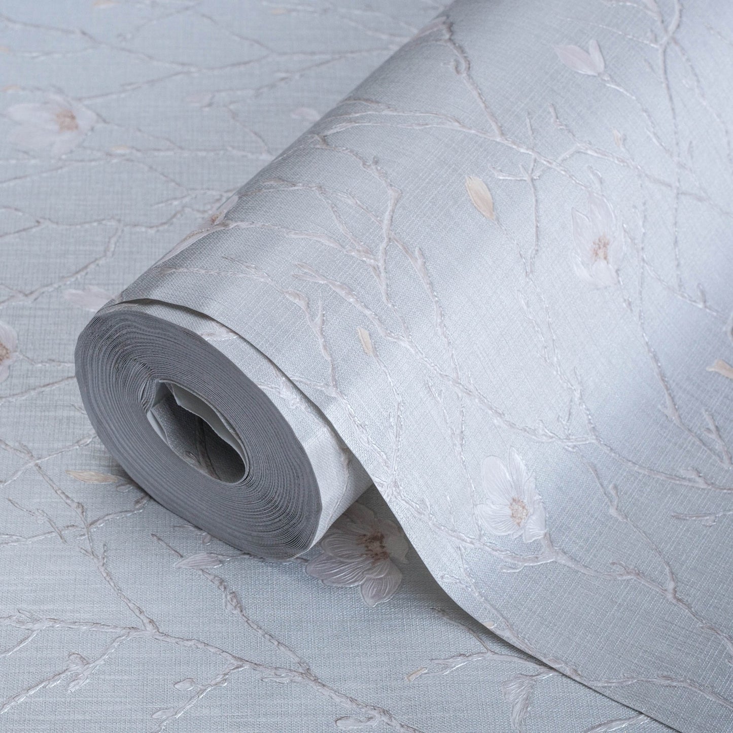 Seven Rooms 7800-1 detail wallpaper by La Belle Maison
