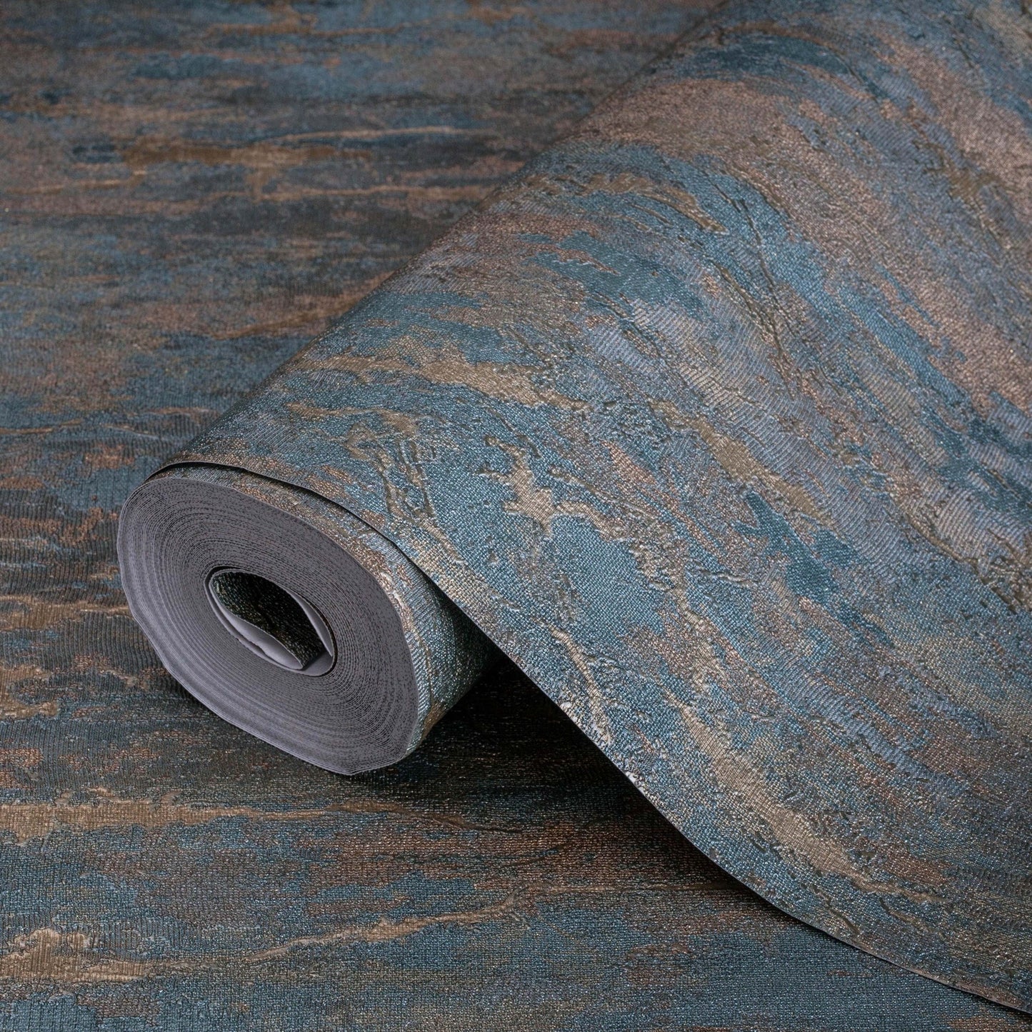 Seven Rooms 7809-4 detail wallpaper by La Belle Maison