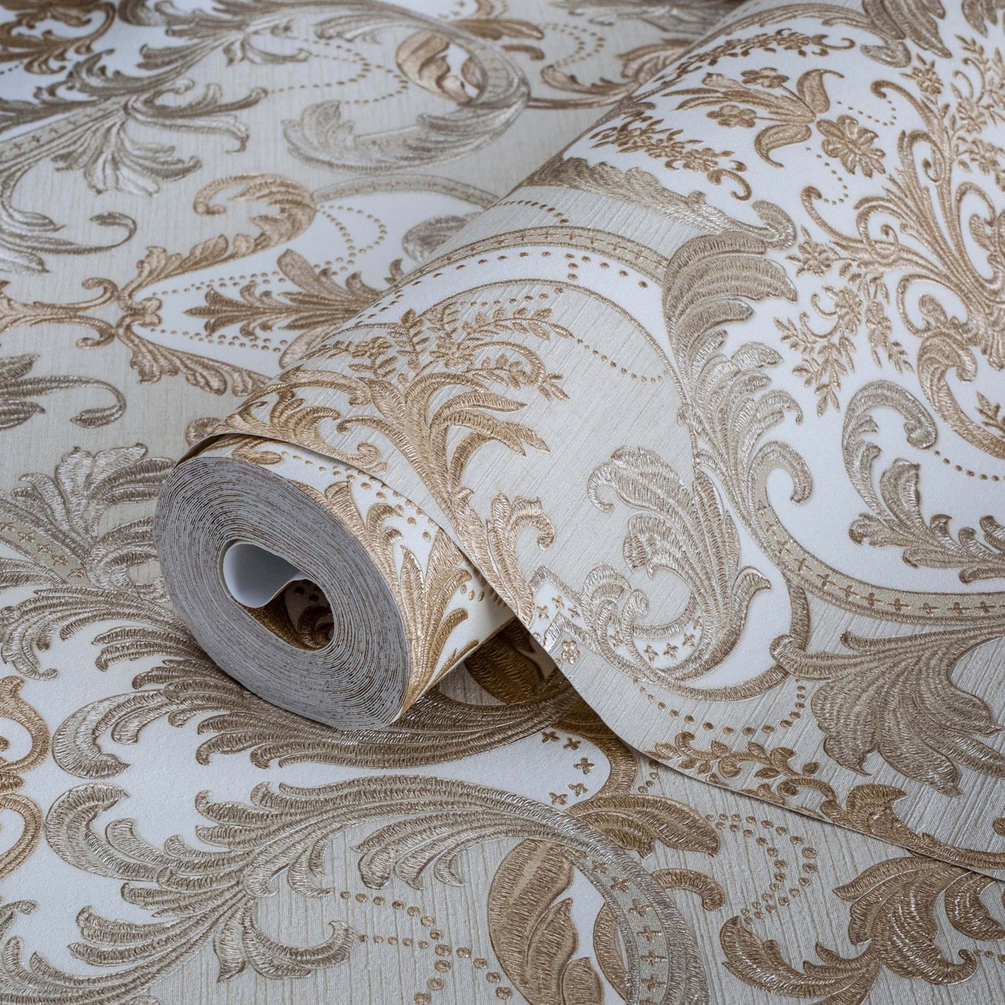 Signature Maison 1002-4 detail wallpaper by La Belle Maison