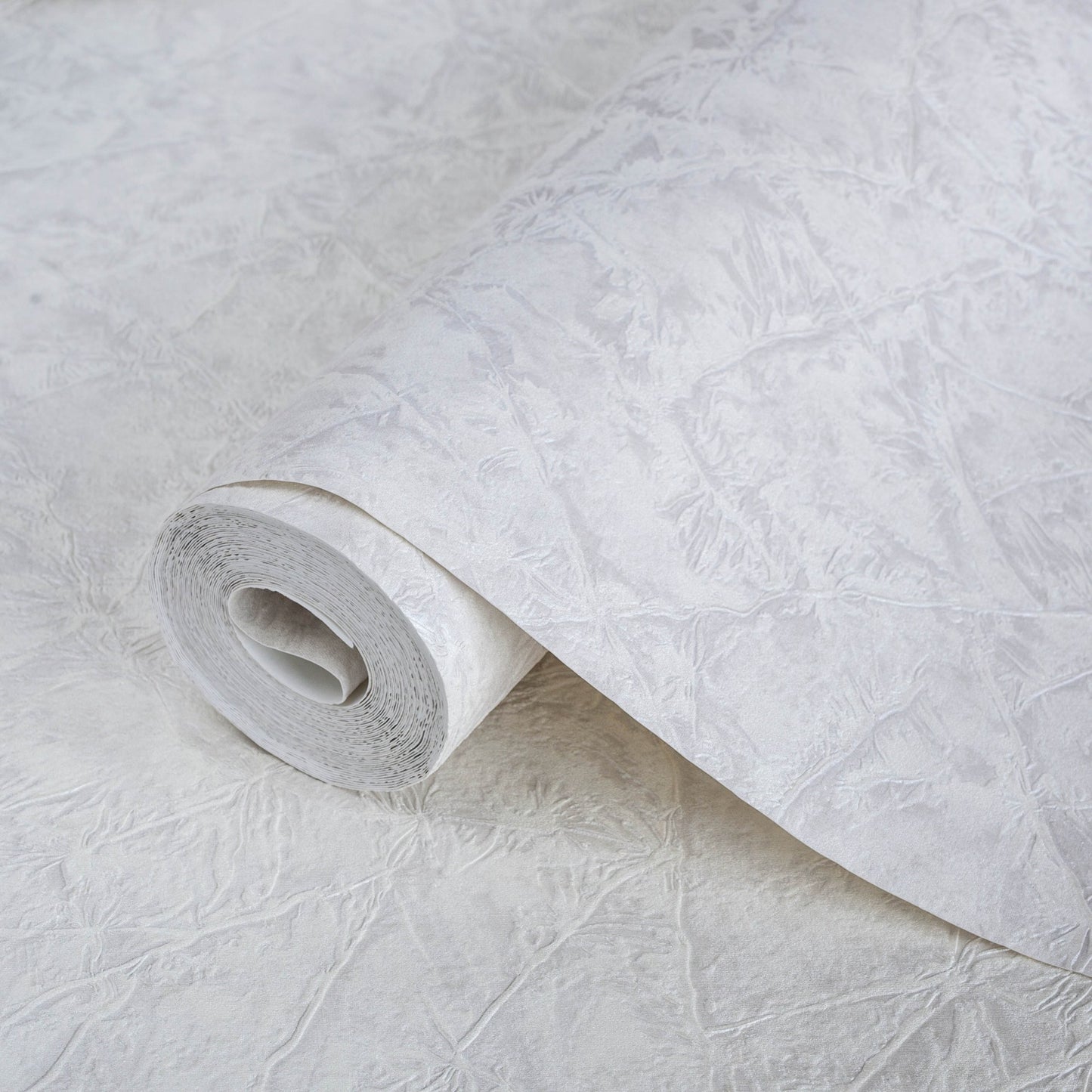 Signature Maison 1007-1 detail wallpaper by La Belle Maison