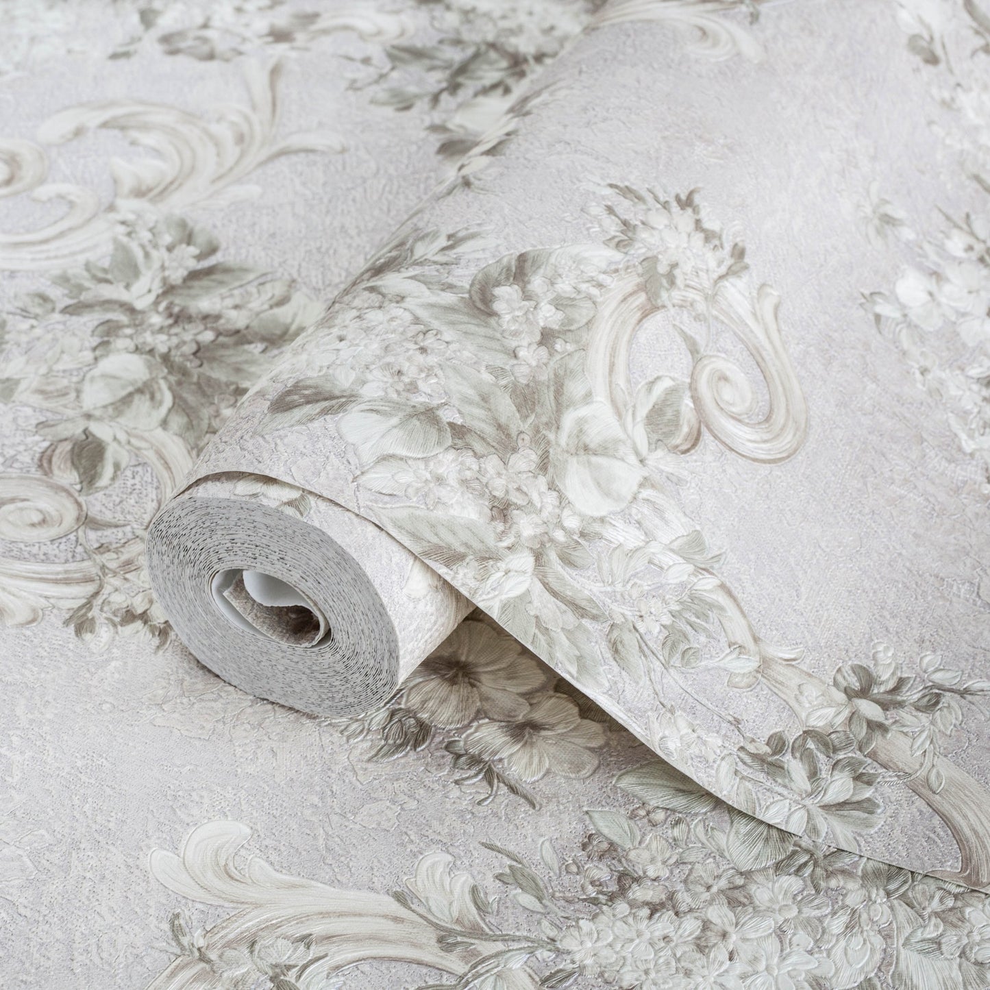 Signature Maison 1008-3 detail wallpaper by La Belle Maison