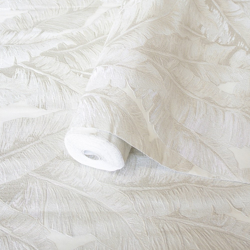 Vera Bloom 1507-1 detail wallpaper by La Belle Maison