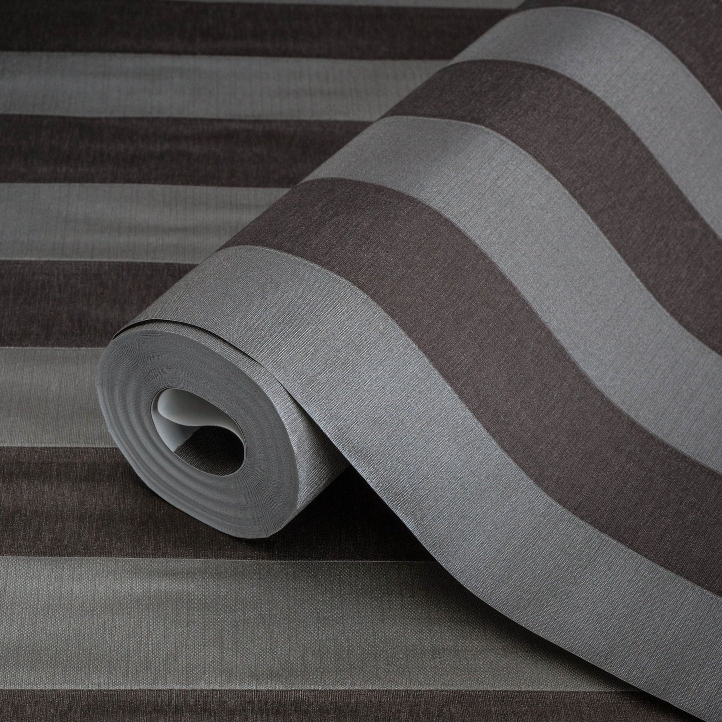 Atelier Alfa 3704-6 detail wallpaper by La Belle Maison