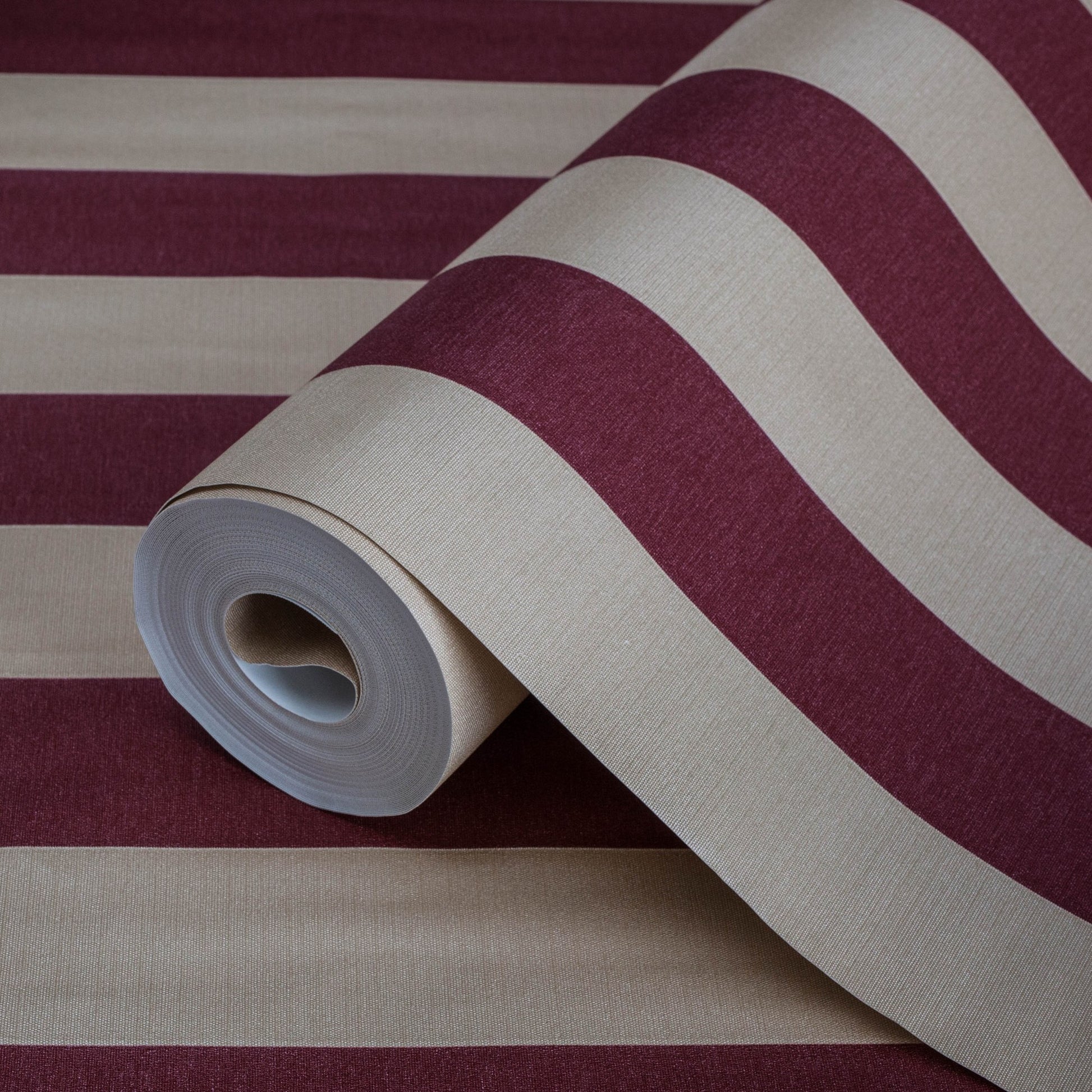 Atelier Alfa 3704-9 detail wallpaper by La Belle Maison