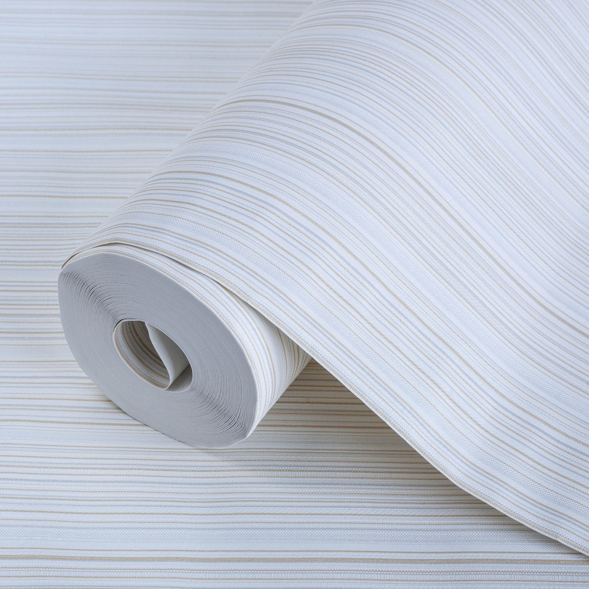 Atelier Alfa 3705-1 detail wallpaper by La Belle Maison