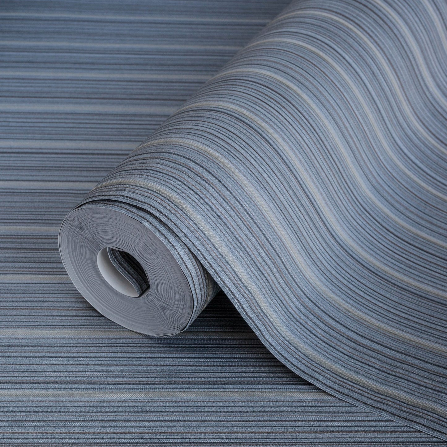 Atelier Alfa 3705-5 detail wallpaper by La Belle Maison