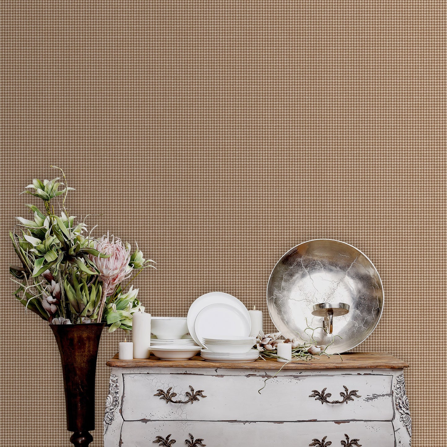 Atelier Alfa Silver Taupe Fine Weave Wallpaper by La Belle Maison