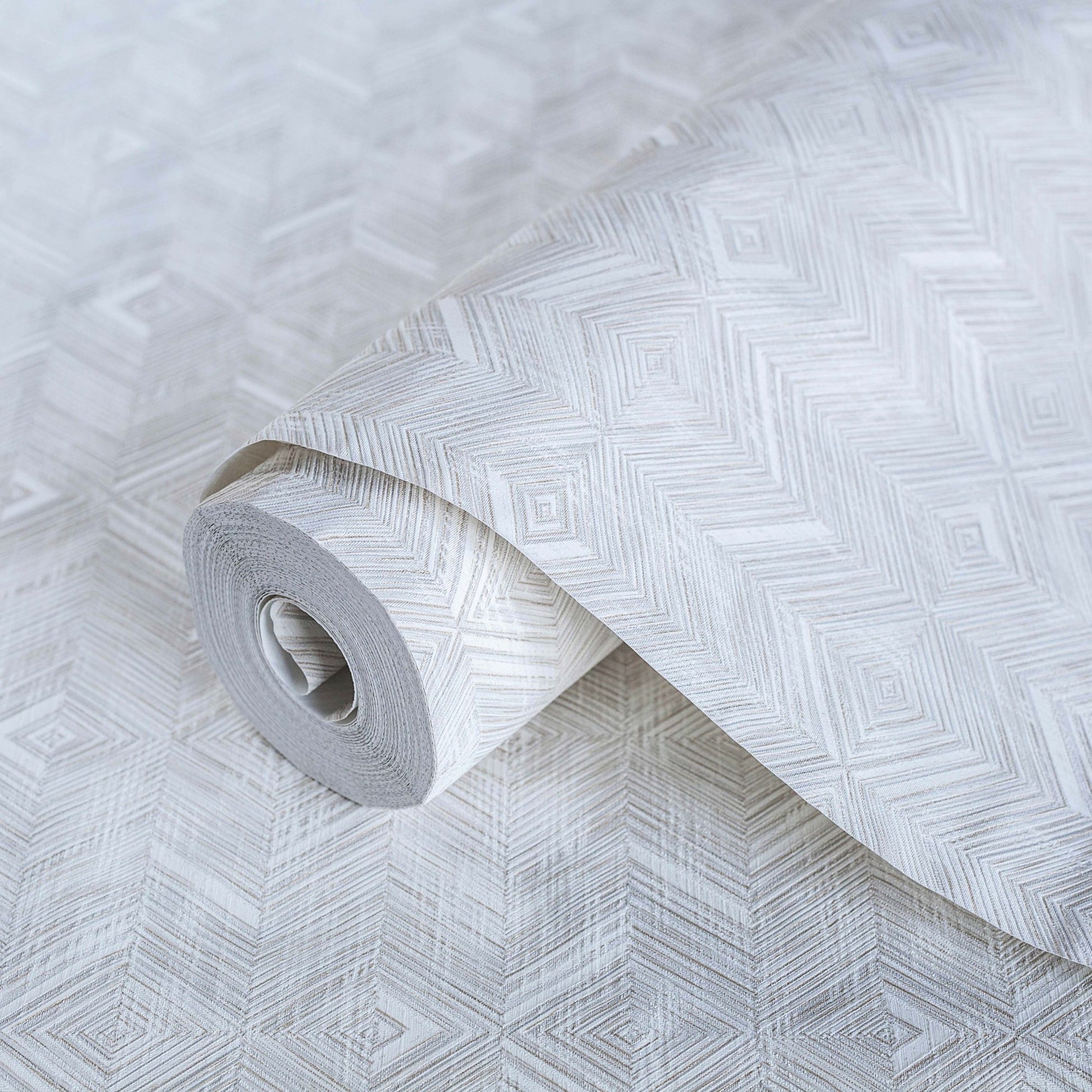 Belle Beta 1107-2 detail wallpaper by La Belle Maison