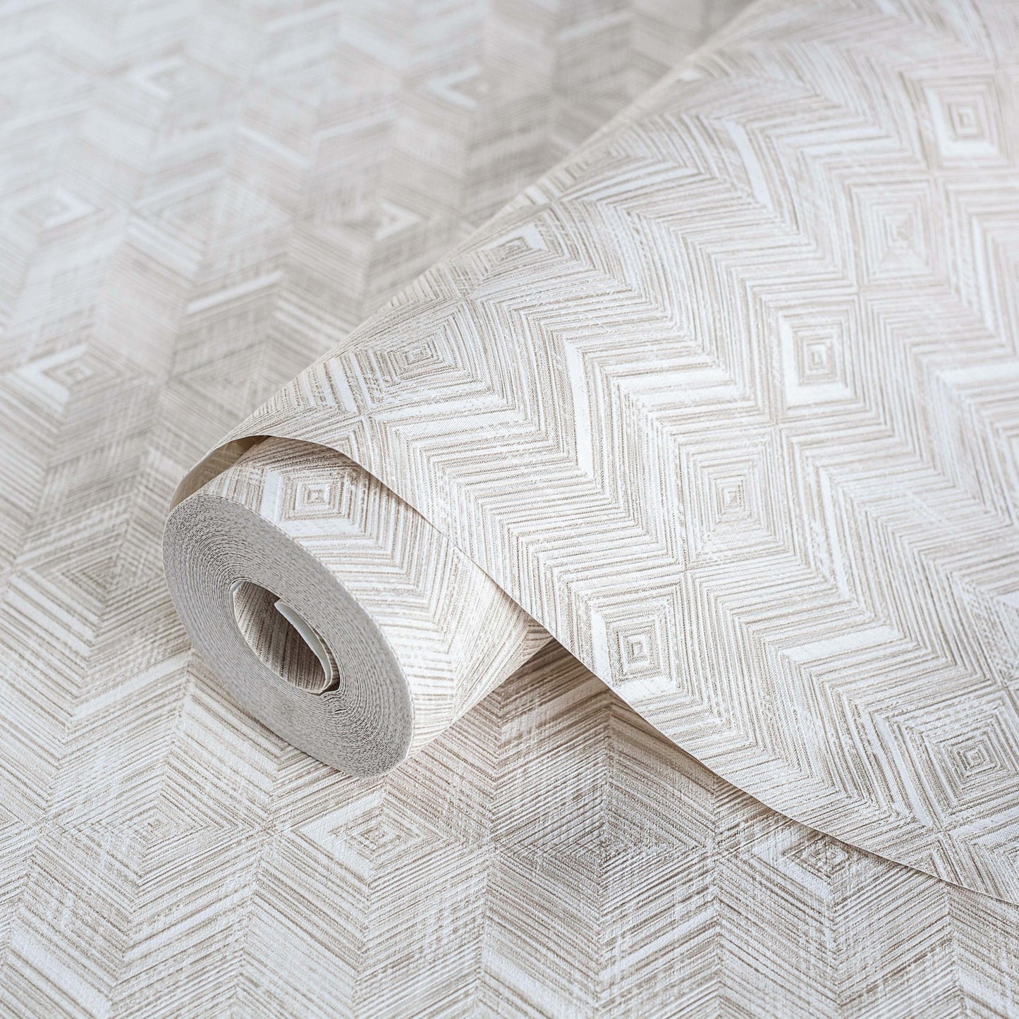 Belle Beta 1107-3 detail wallpaper by La Belle Maison