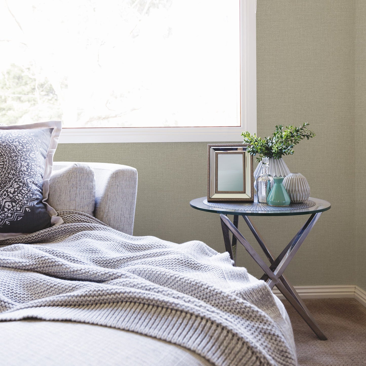 Belle Beta Pearl Soft Linen Wallpaper by La Belle Maison
