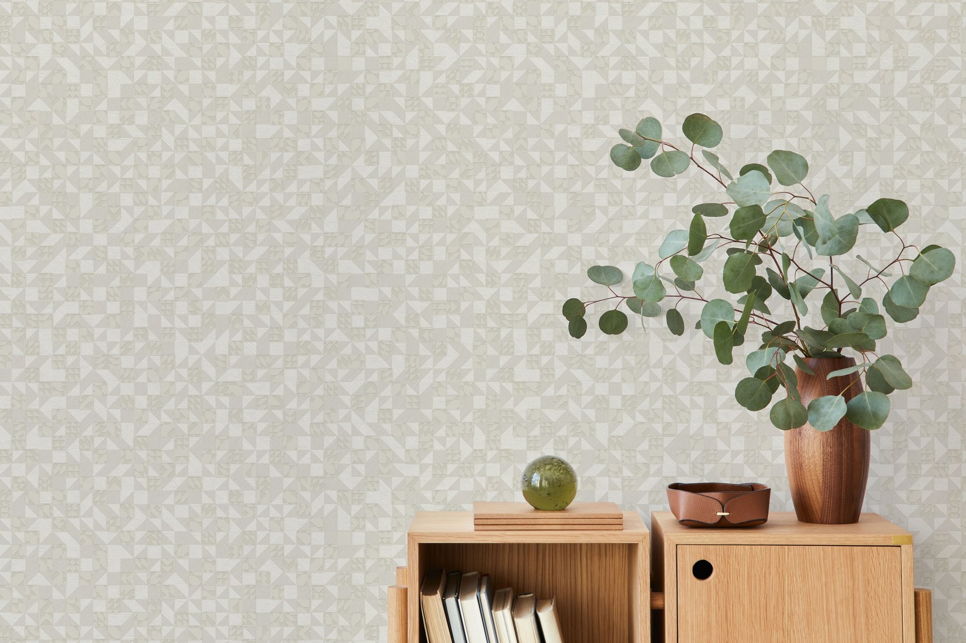 Iconique 24106-3 room wallpaper by La Belle Maison