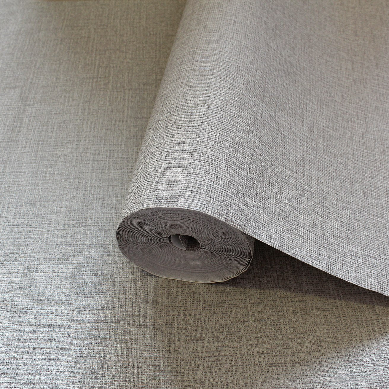 Iconique 24110-3 room wallpaper by La Belle Maison