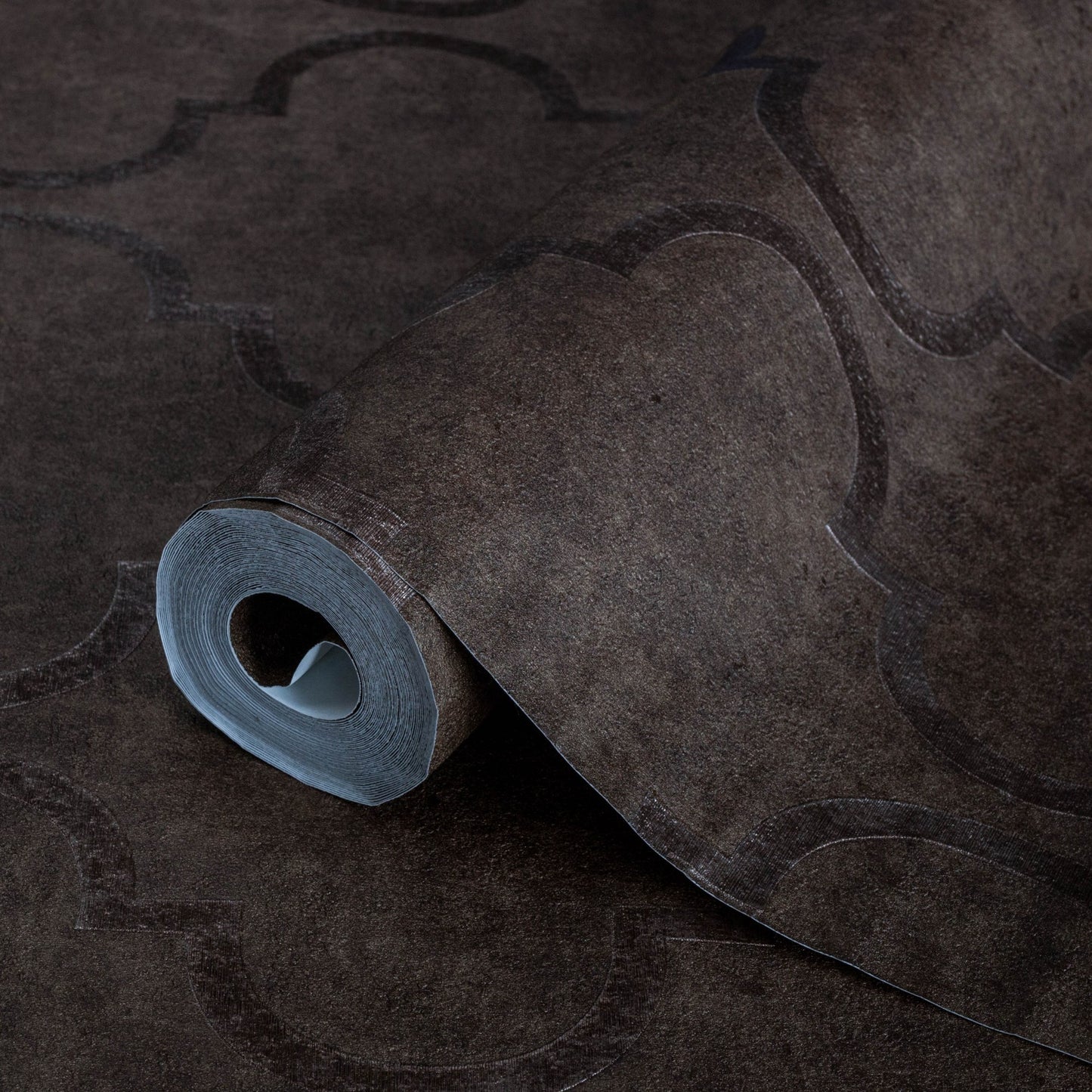Indigo Maison 4703-5 detail wallpaper by La Belle Maison