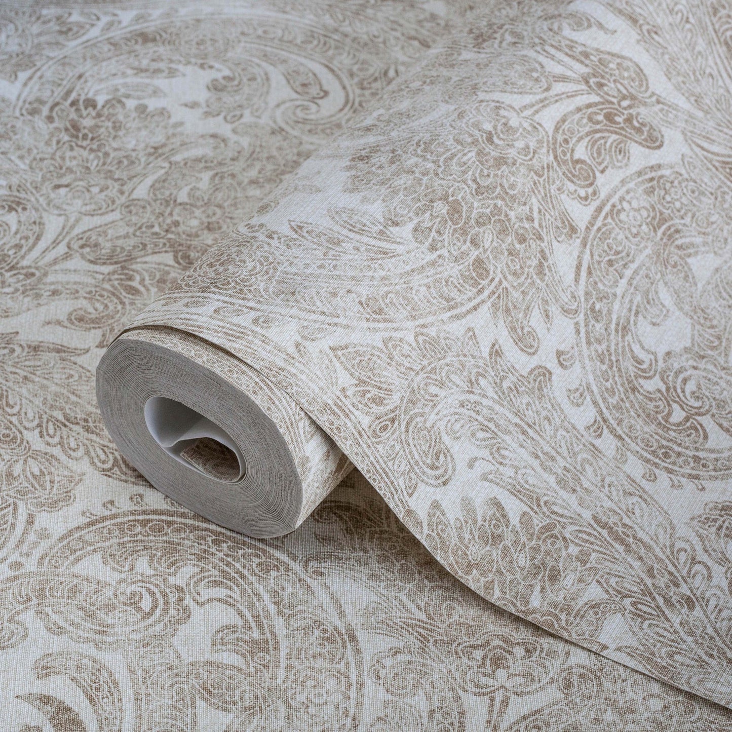 Indigo Maison 4710-3 detail wallpaper by La Belle Maison