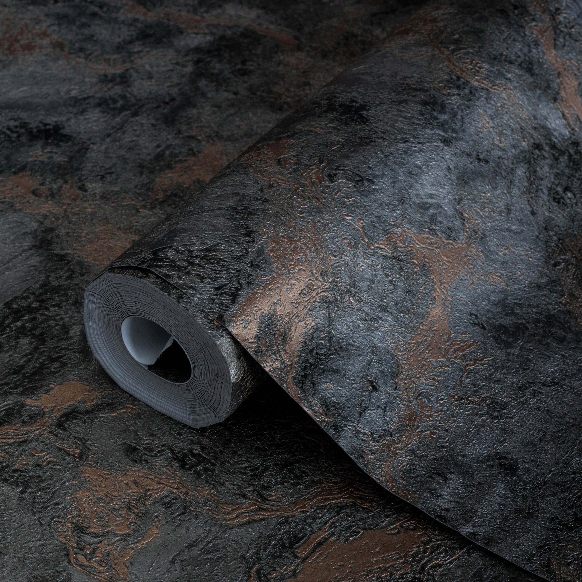 Indigo Maison 4712-7 detail wallpaper by La Belle Maison