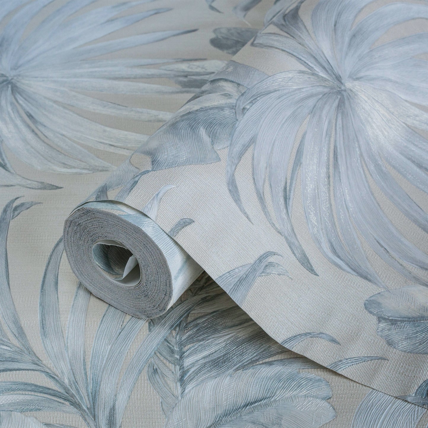 Indigo Maison 4714-2 room wallpaper by La Belle Maison