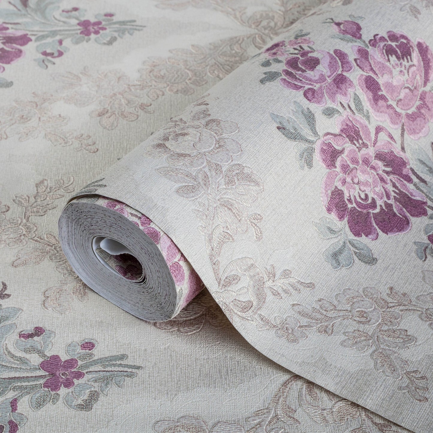Kalina Garden 5802-4 detail wallpaper by La Belle Maison