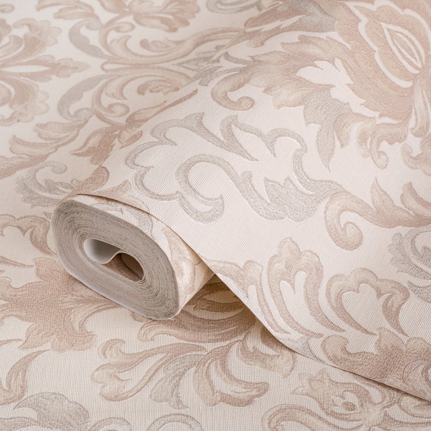 Kalina Garden 5804-2 detail wallpaper by La Belle Maison