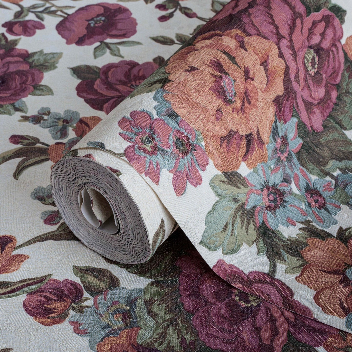 Kalina Garden 5806-5 detail wallpaper by La Belle Maison