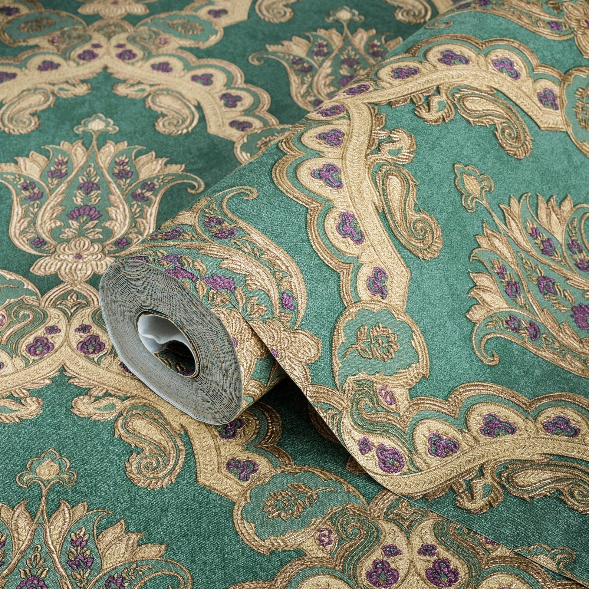 Kalina Garden 5809-5 detail wallpaper by La Belle Maison
