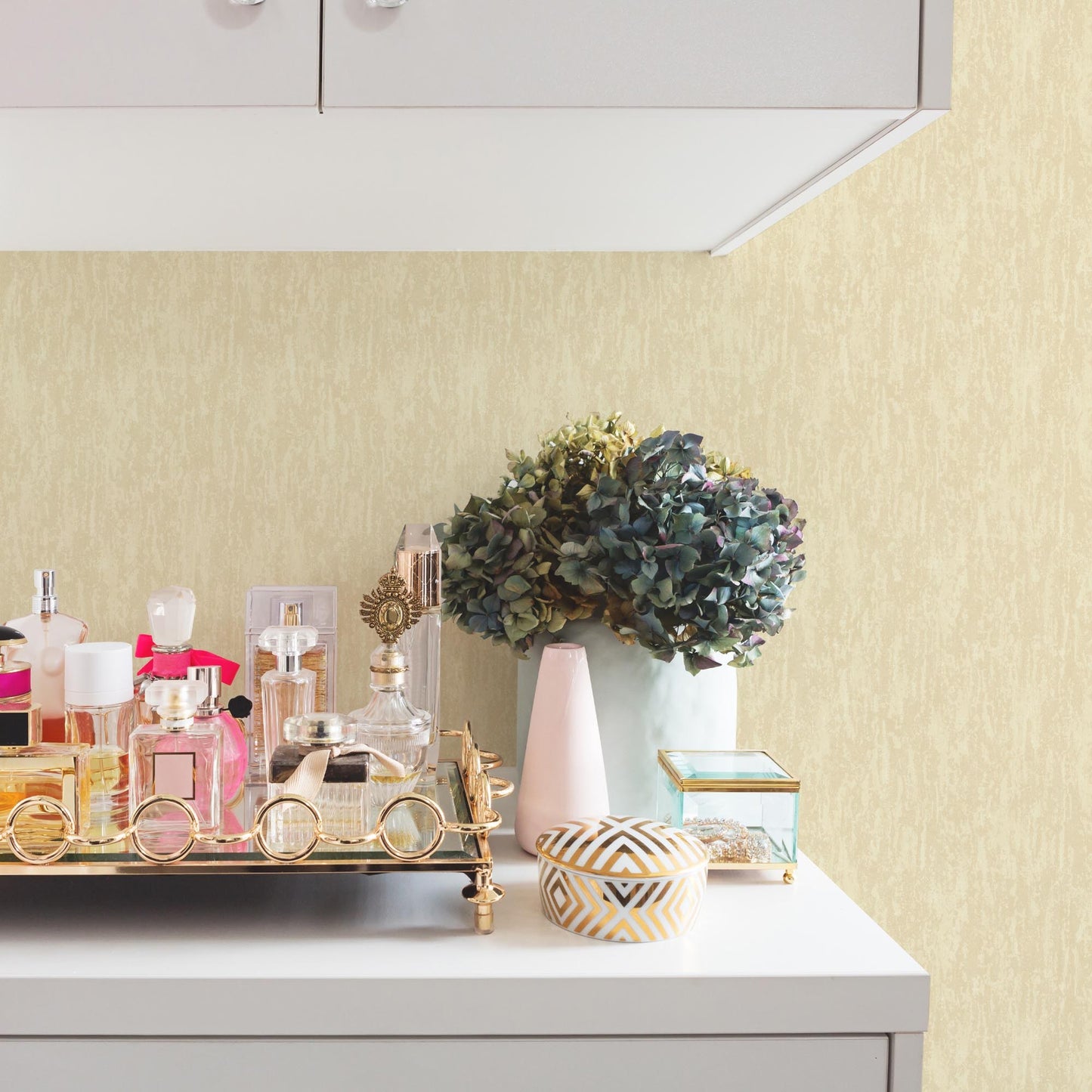 Maison Ephes Dune Refined Texture Wallpaper by La Belle Maison