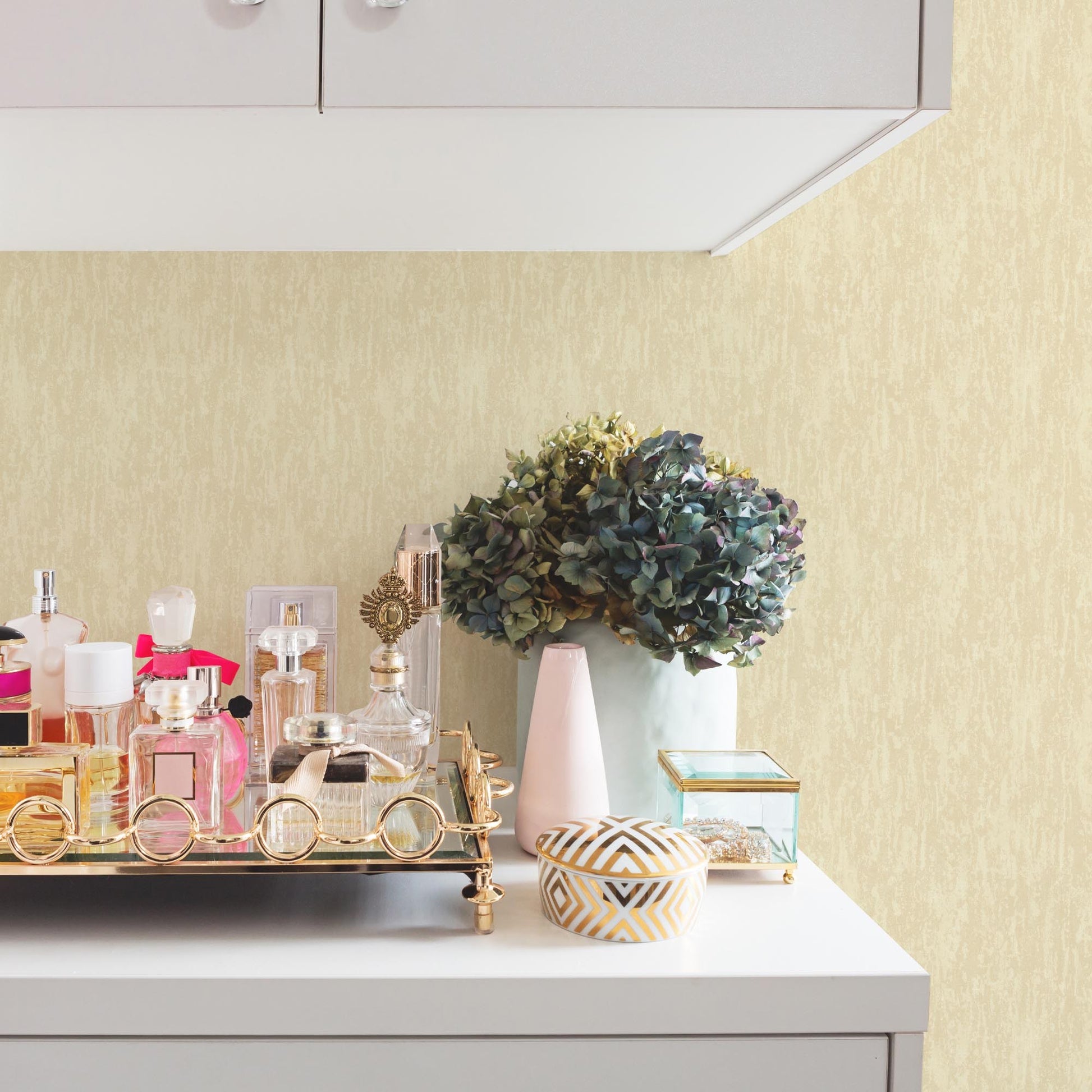 Maison Ephes Dune Refined Texture Wallpaper by La Belle Maison