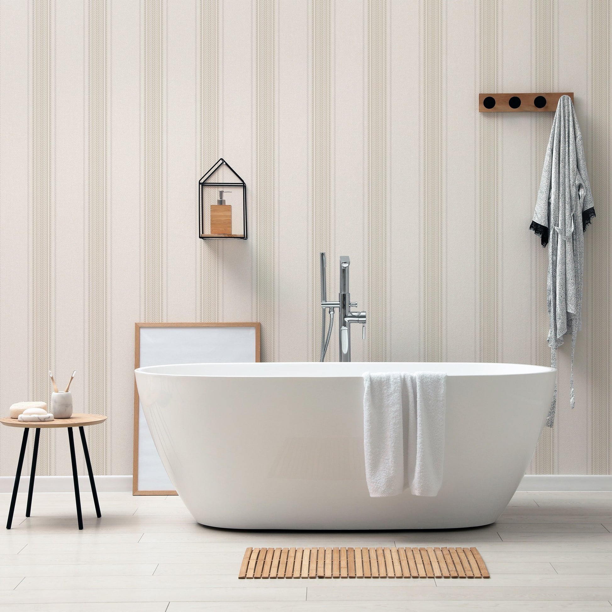 Maison Voyage Chalk Relaxed Texture Wallpaper by La Belle Maison