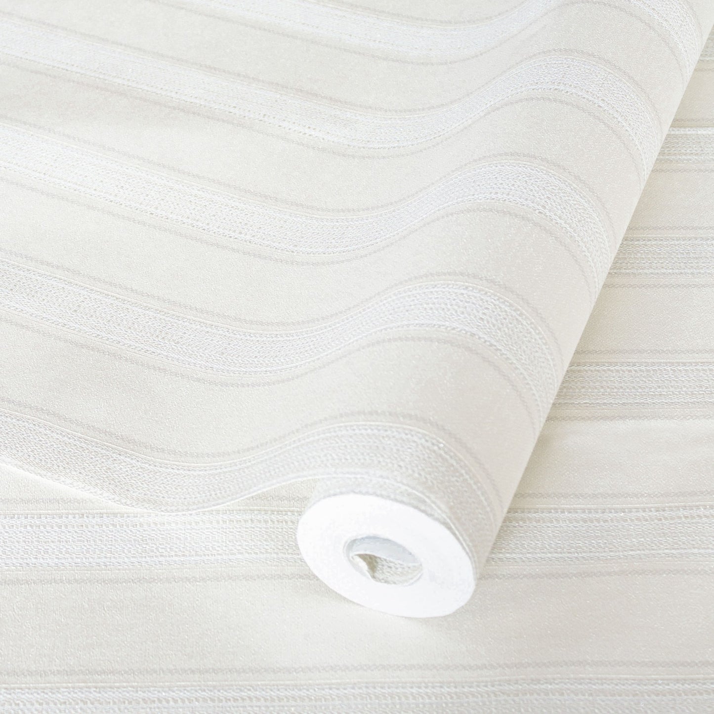 Maison Voyage 1306-2 room wallpaper by La Belle Maison