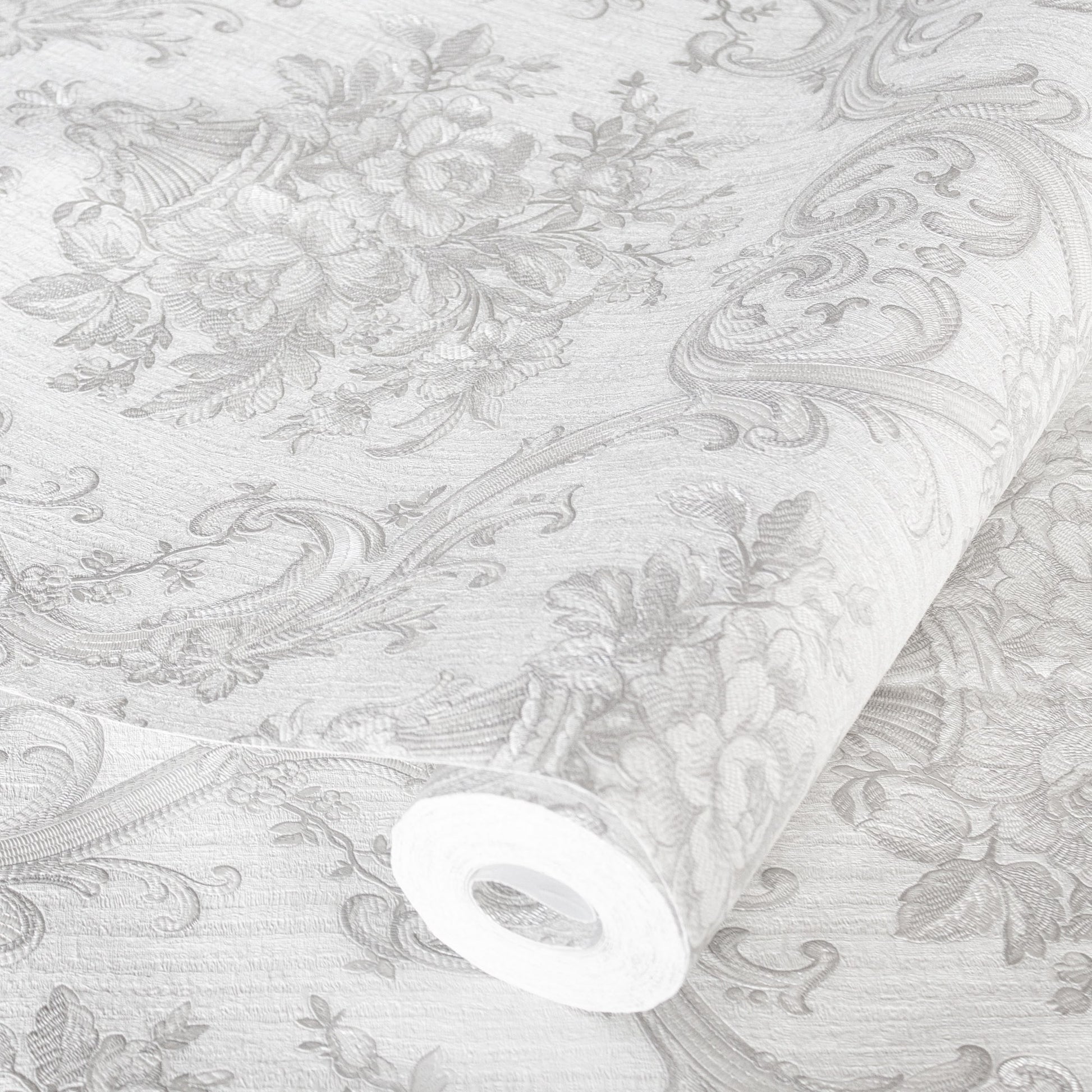 Maison Voyage 1310-1 room wallpaper by La Belle Maison