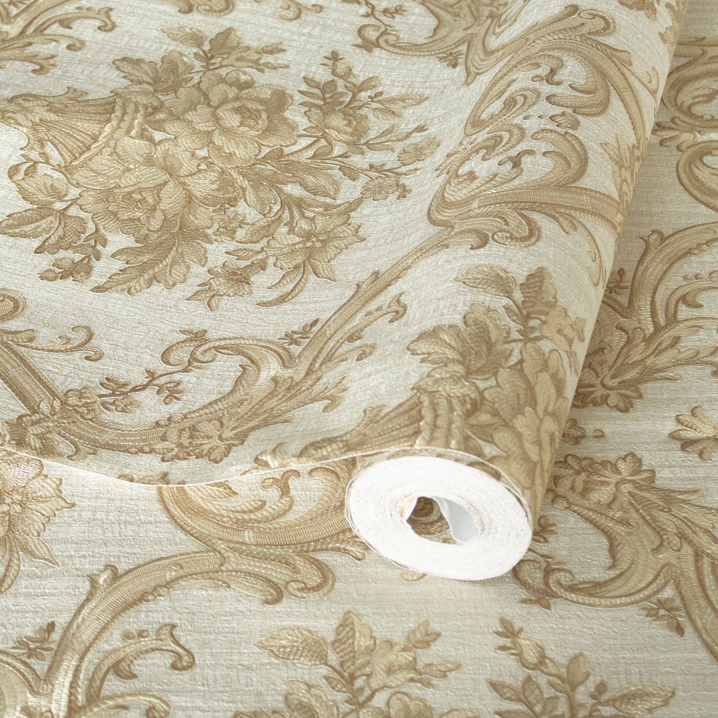 Maison Voyage 1310-3 detail wallpaper by La Belle Maison