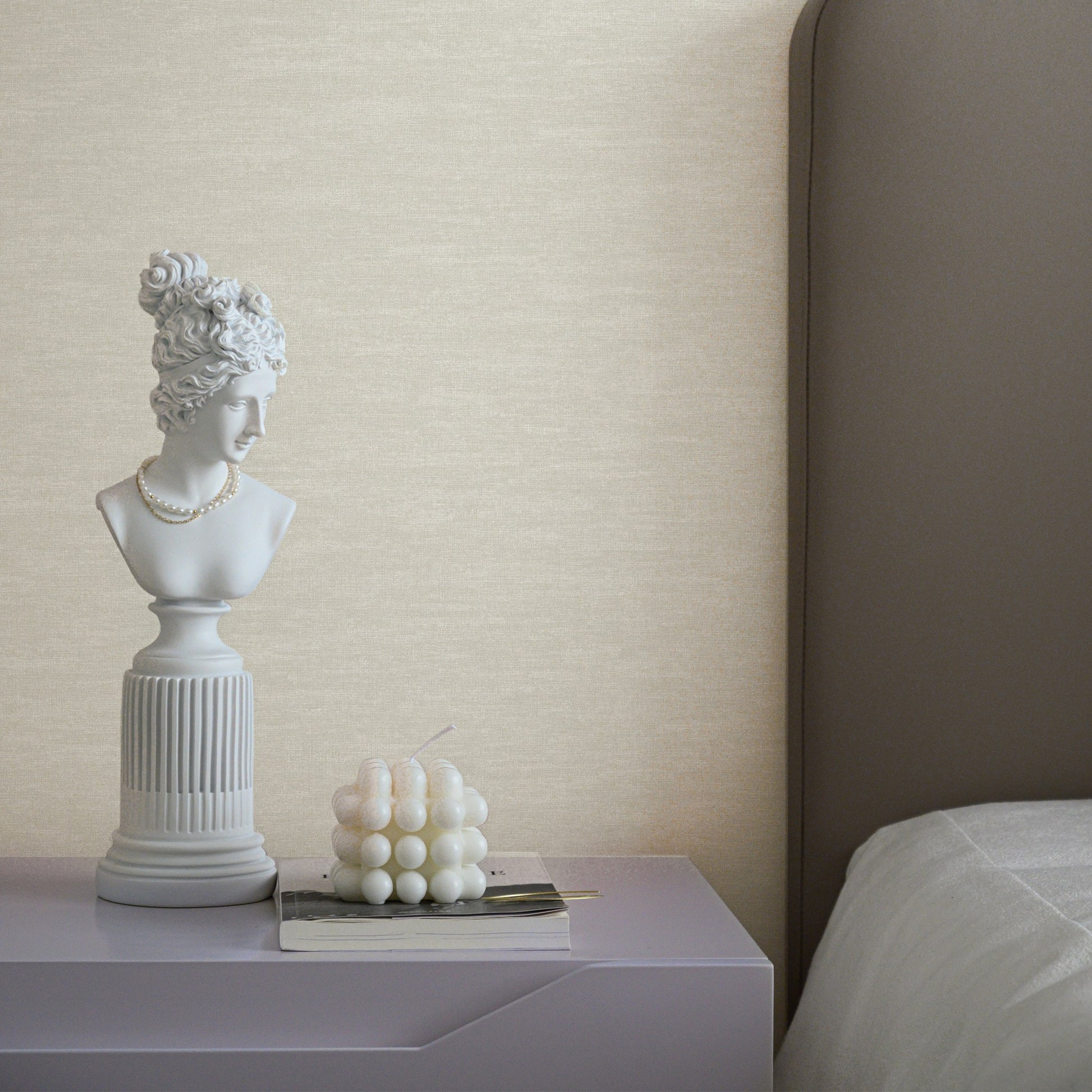 Omega Luxe 1113-1 room wallpaper by La Belle Maison