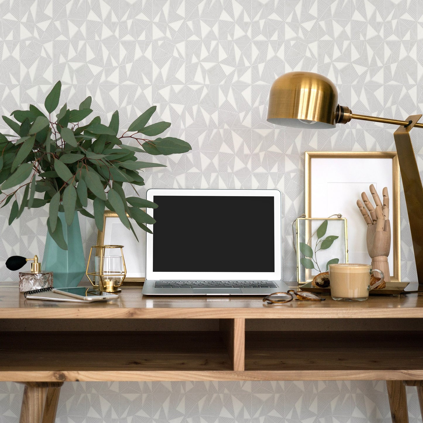 Omega Luxe 23204-1 room wallpaper by La Belle Maison