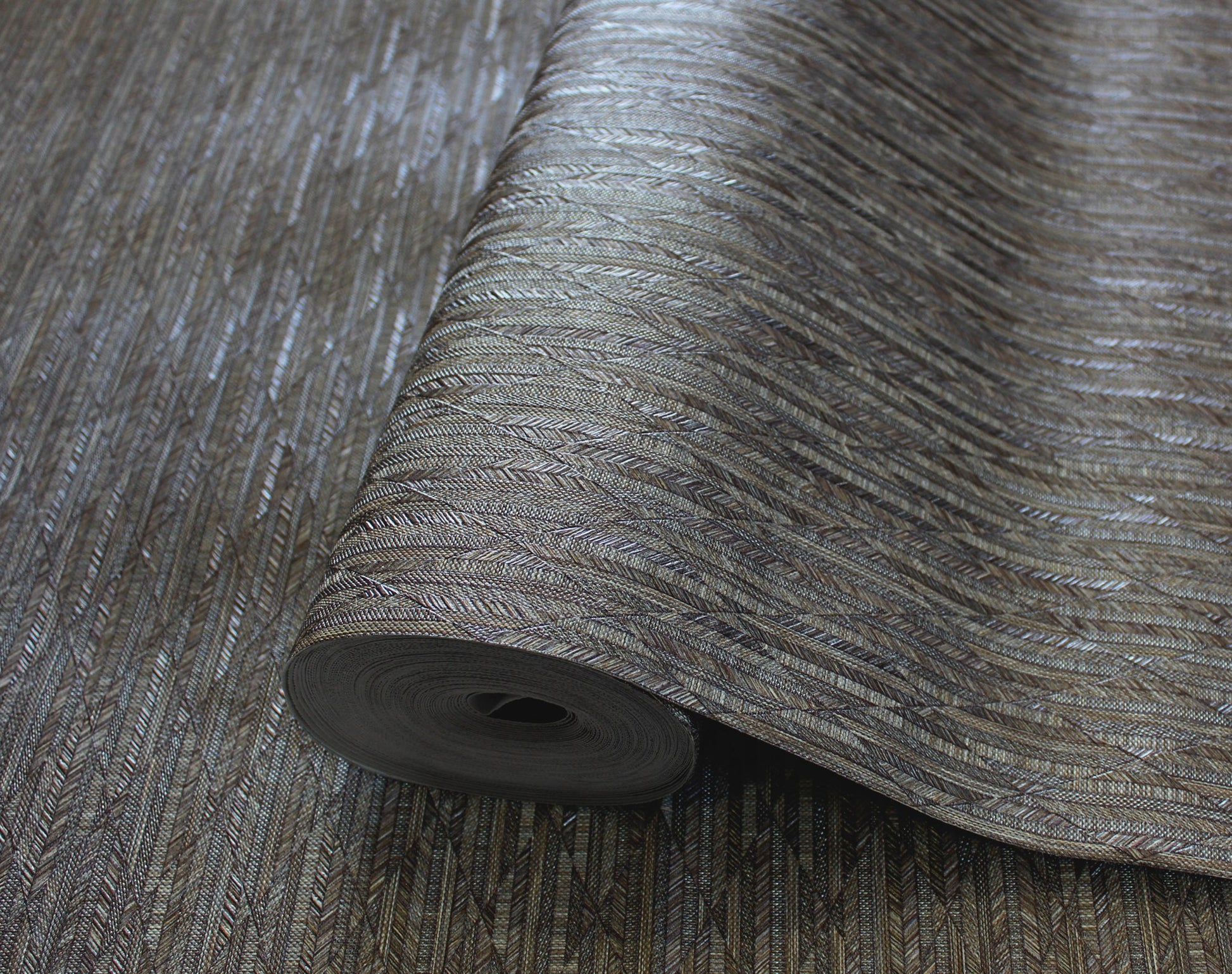 Omega Luxe Fawn Dramatic Pattern Wallpaper by La Belle Maison