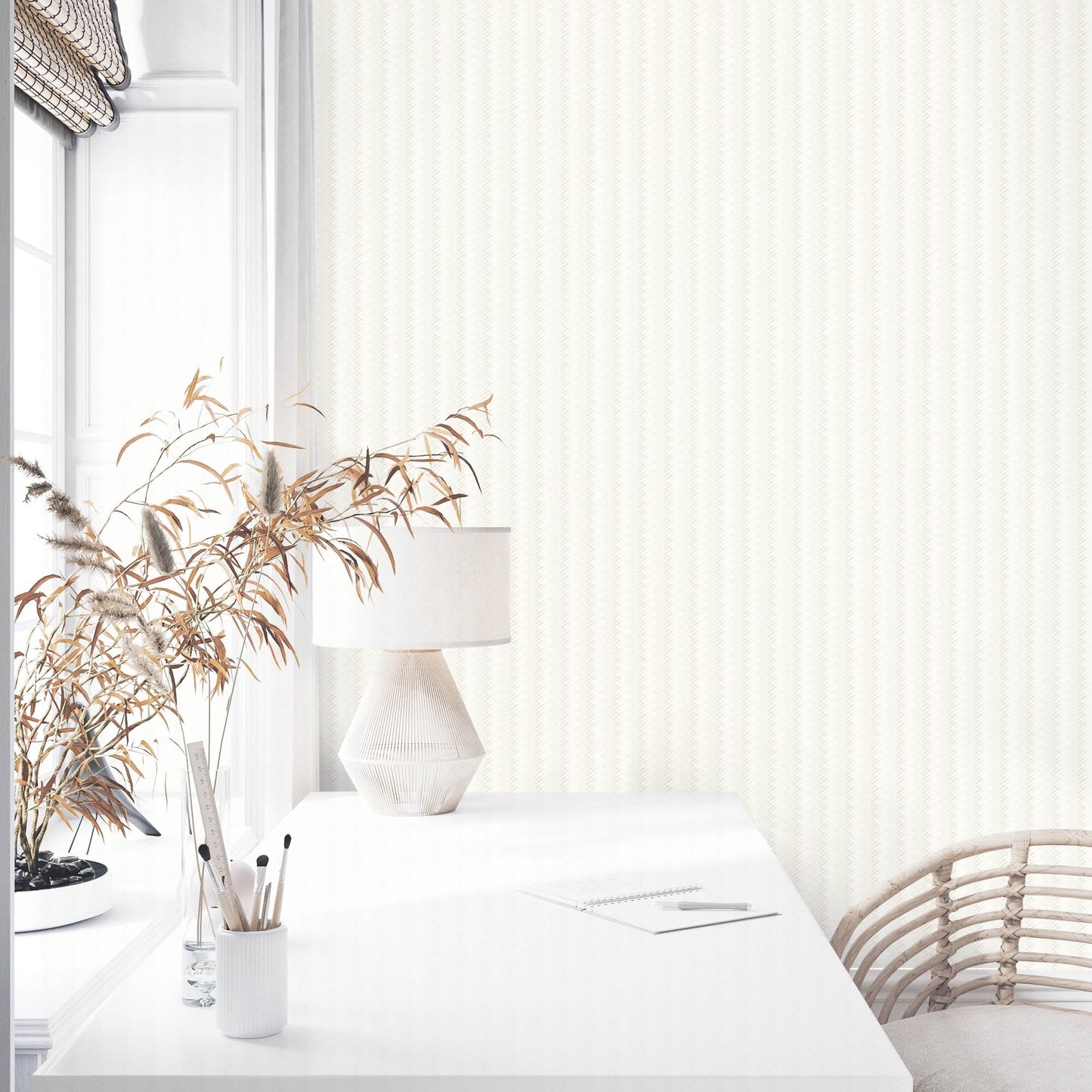 Omega Luxe 23206-1 room wallpaper by La Belle Maison