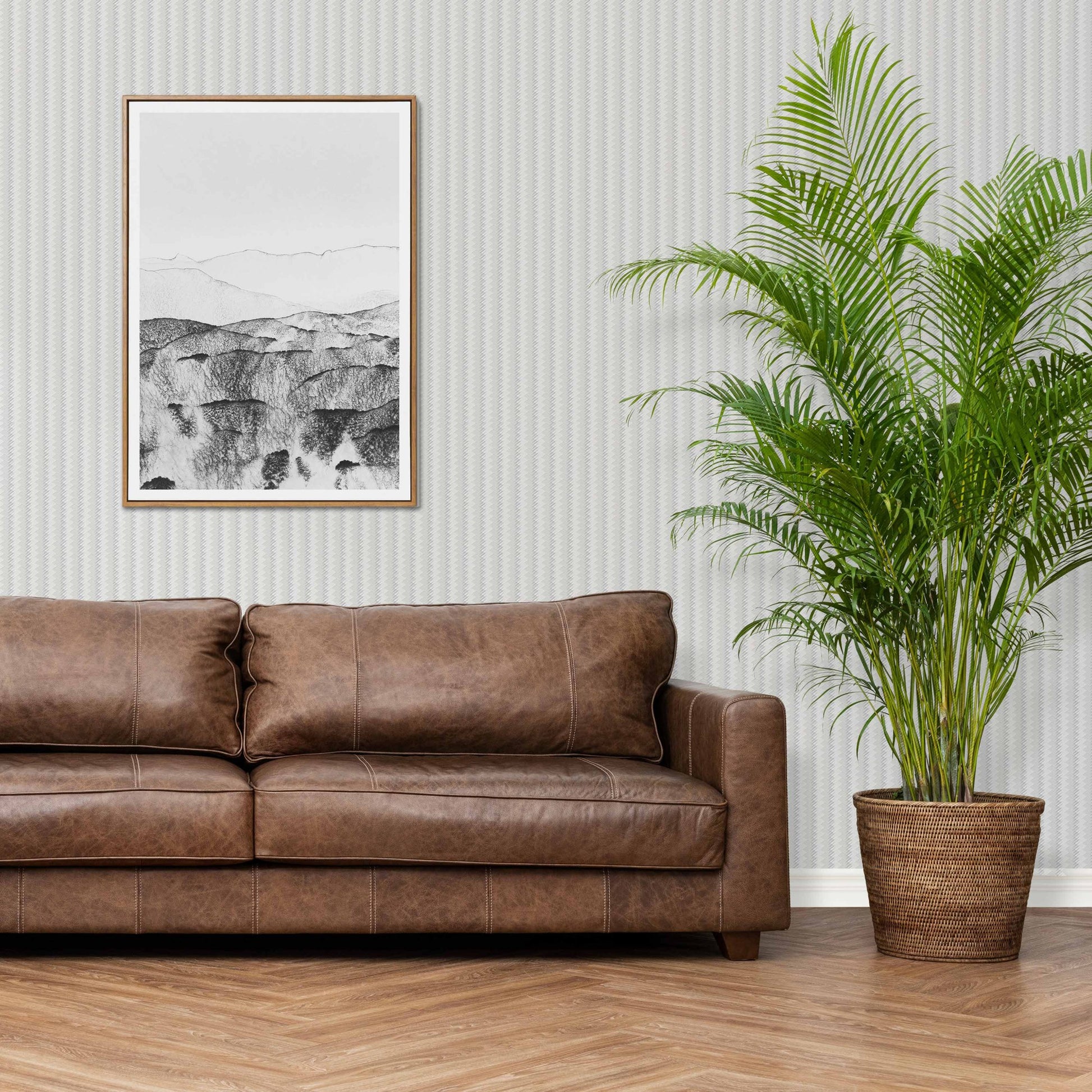 Omega Luxe 23206-3 room wallpaper by La Belle Maison