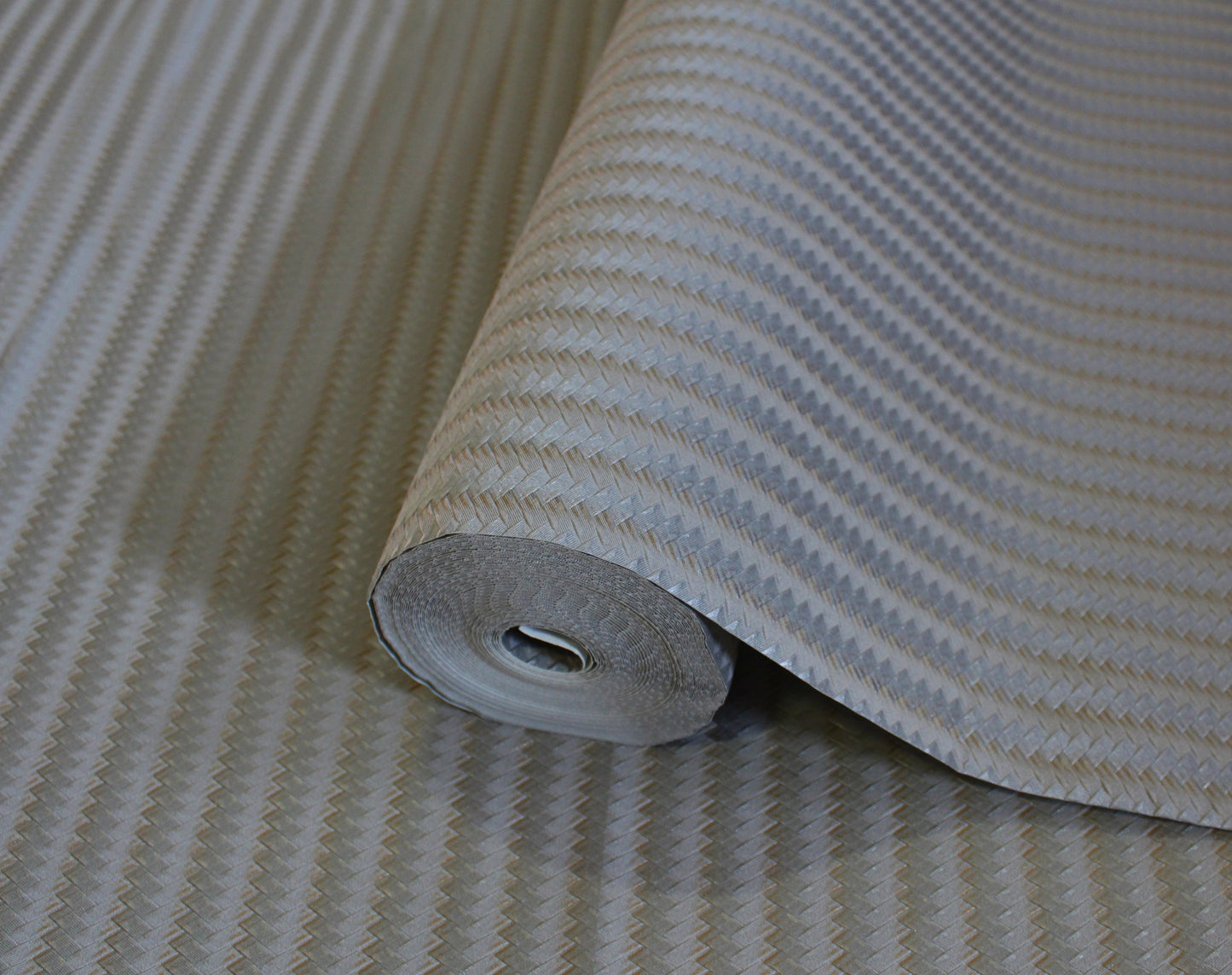 Omega Luxe Pebble Luxe Motif Wallpaper by La Belle Maison
