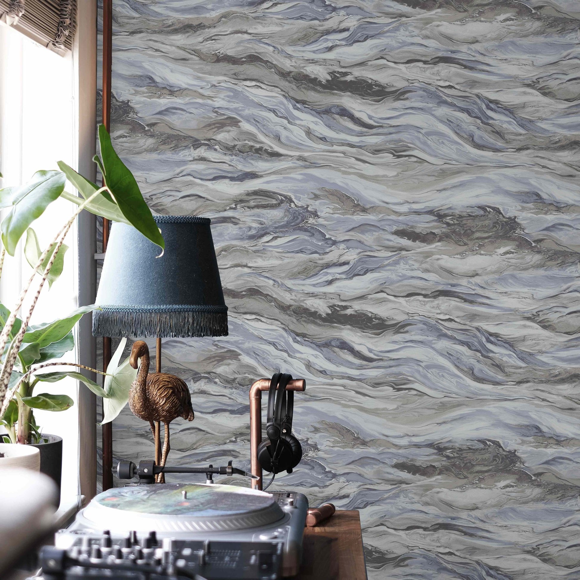 Omega Luxe 23207-3 room wallpaper by La Belle Maison