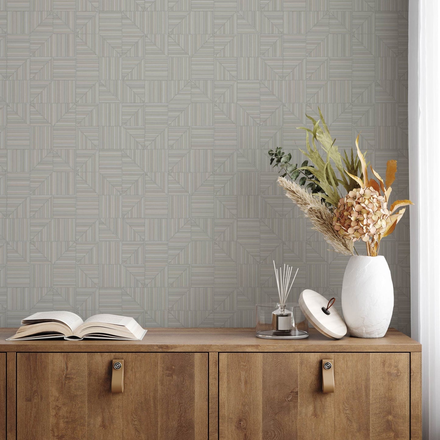 Omega Luxe 23209-3 room wallpaper by La Belle Maison