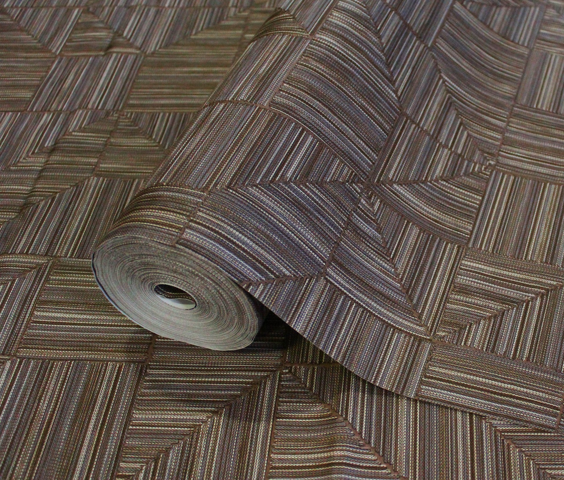 Omega Luxe 23209-6 room wallpaper by La Belle Maison