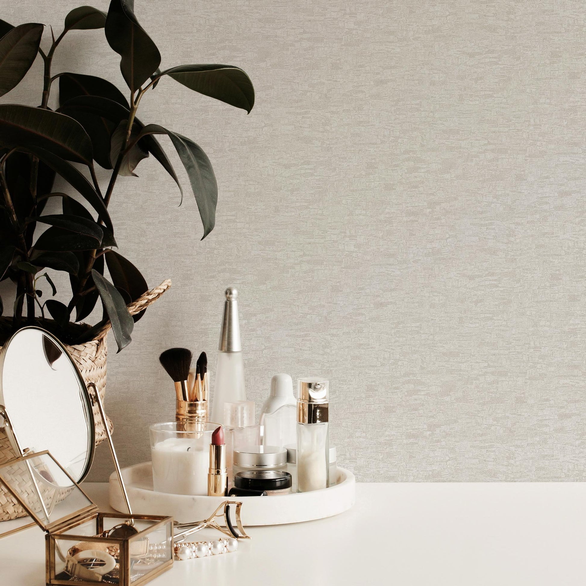 Omega Luxe 23210-1 room wallpaper by La Belle Maison