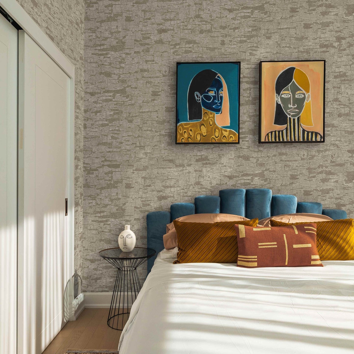 Omega Luxe 23210-4 room wallpaper by La Belle Maison