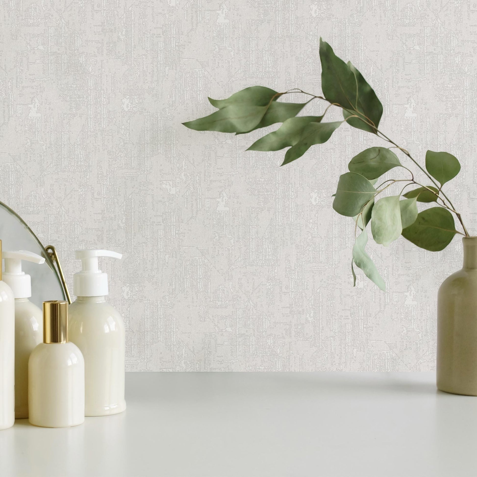 Omega Luxe 23212-1 room wallpaper by La Belle Maison