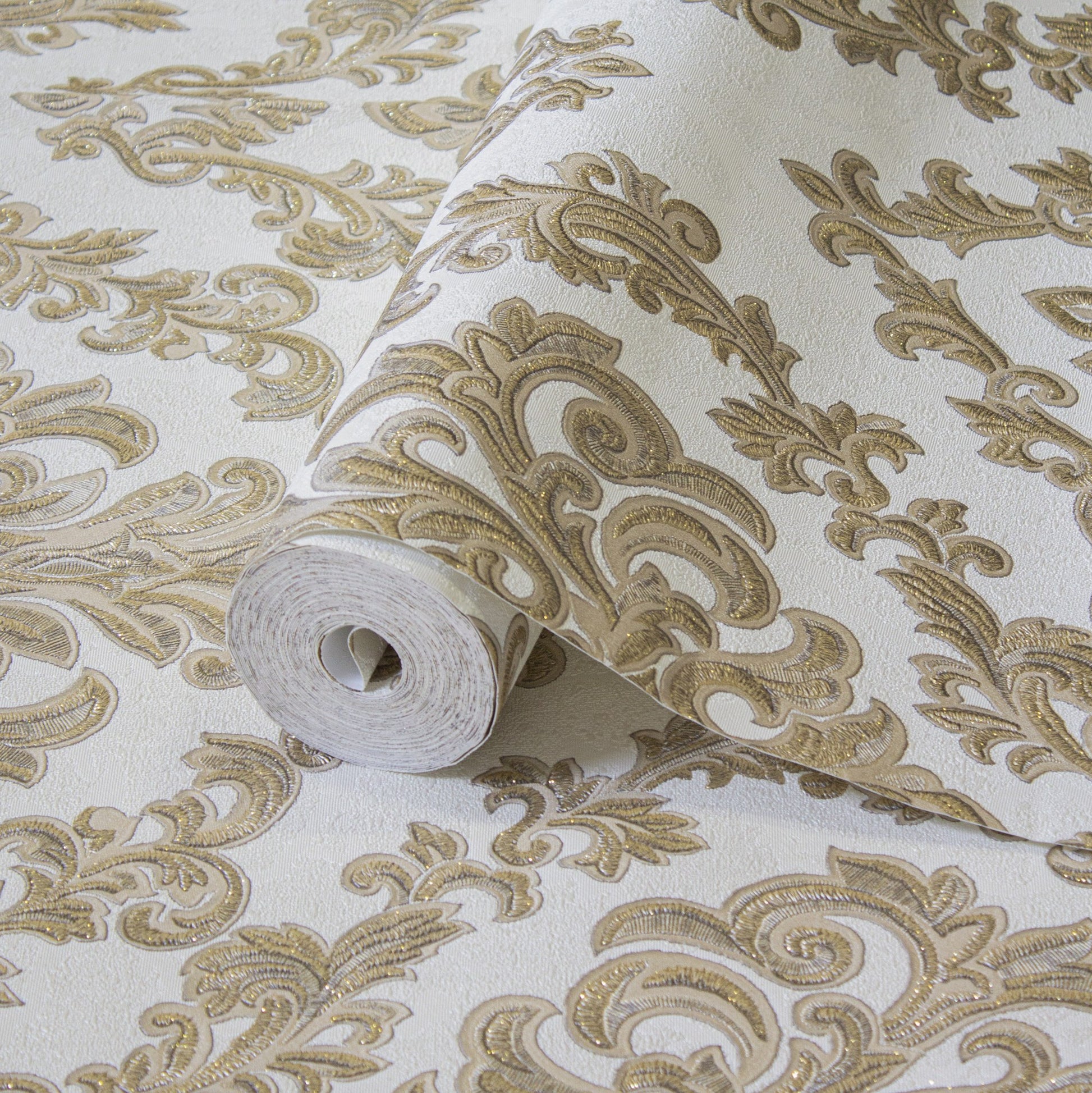 Rococo Maison 1405-5 room wallpaper by La Belle Maison
