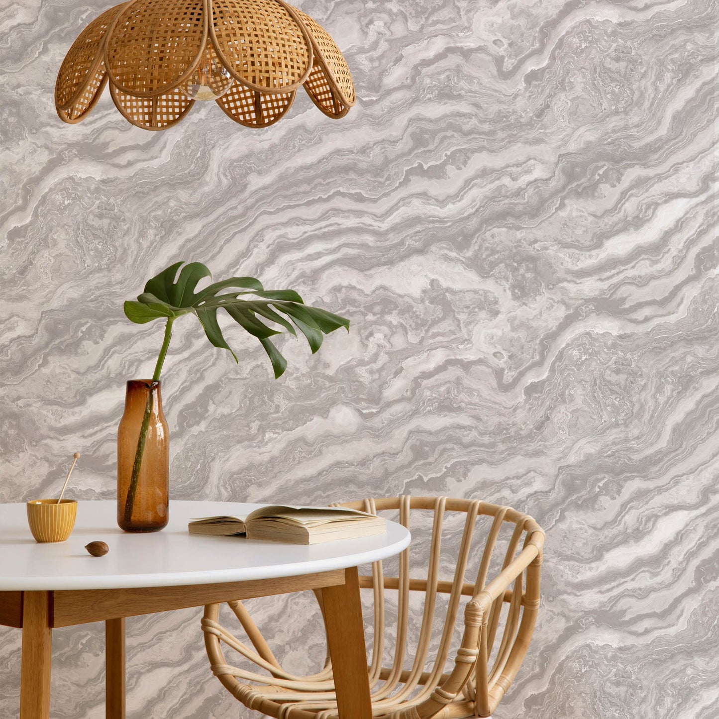 Roka Living 23102-2 room wallpaper by La Belle Maison