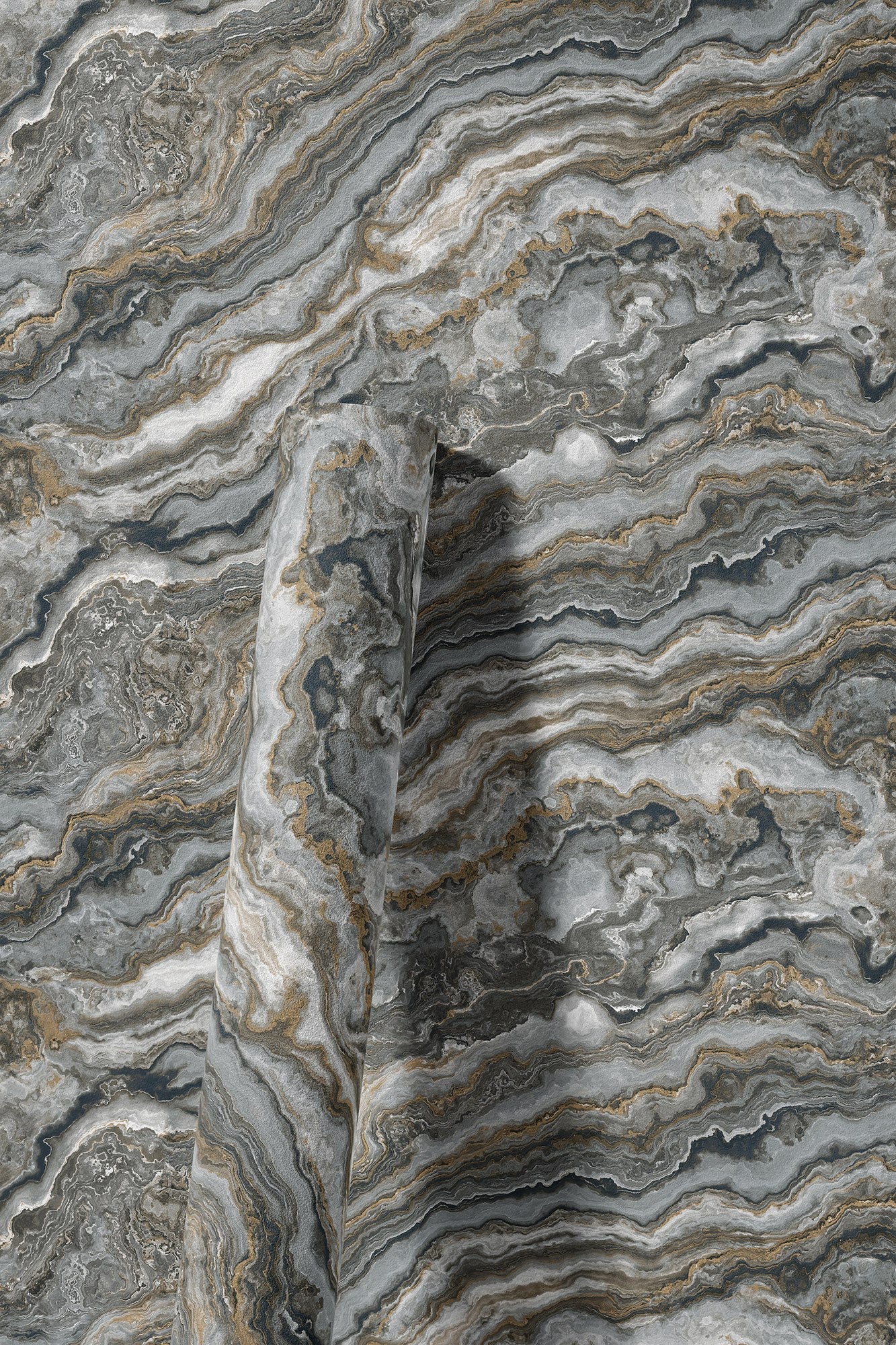 Roka Living Pewter Warm Linen Wallpaper by La Belle Maison